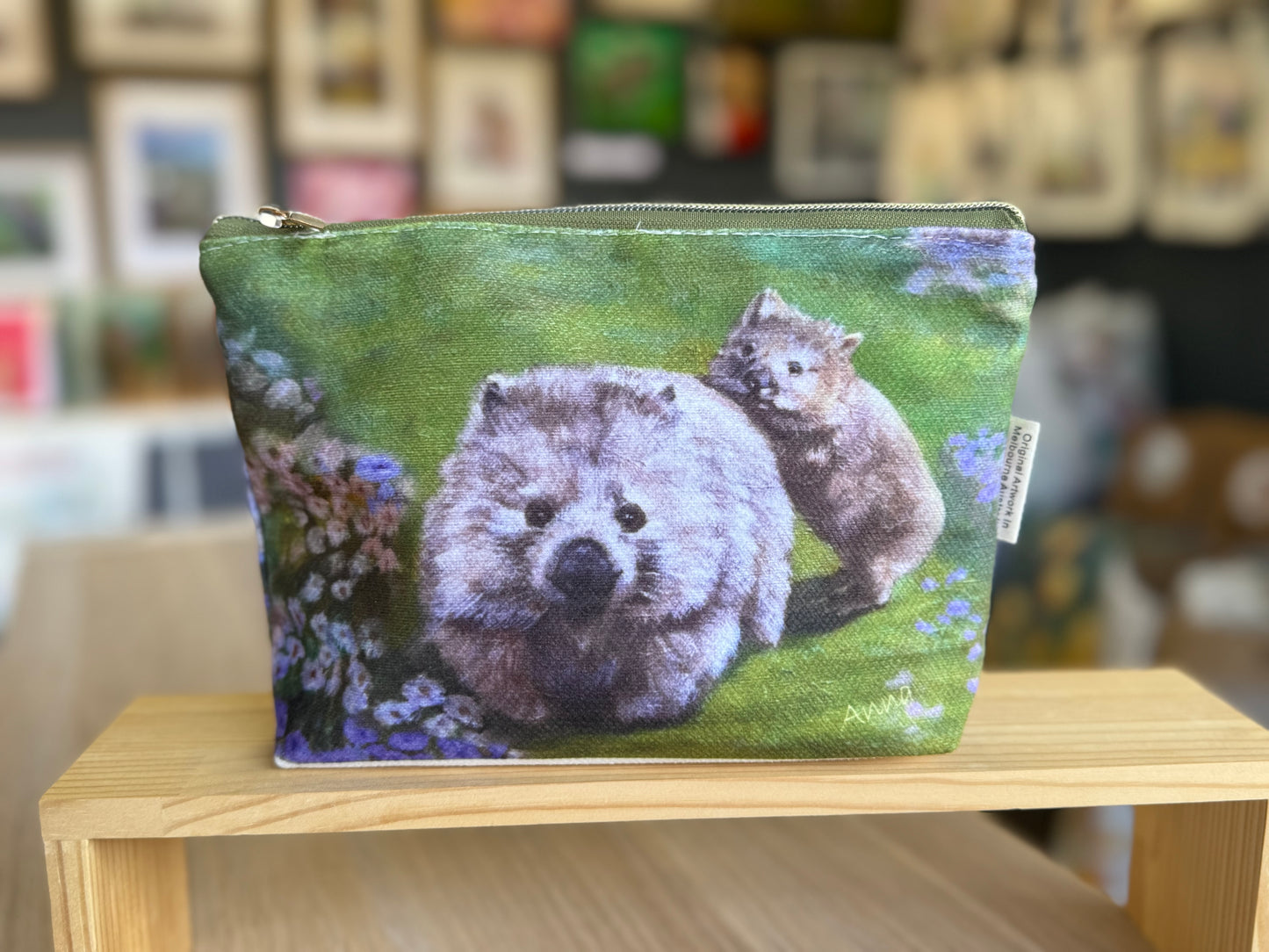 Wombats Organiser bag